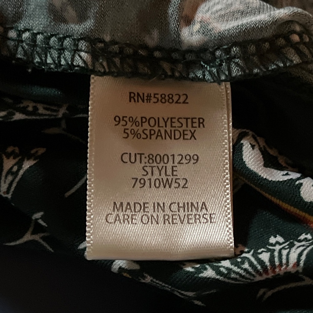 Max Studio size medium green print dress - Picture 5 of 6